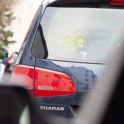 Autoschild "Chestburster Alien-Baby on Board"