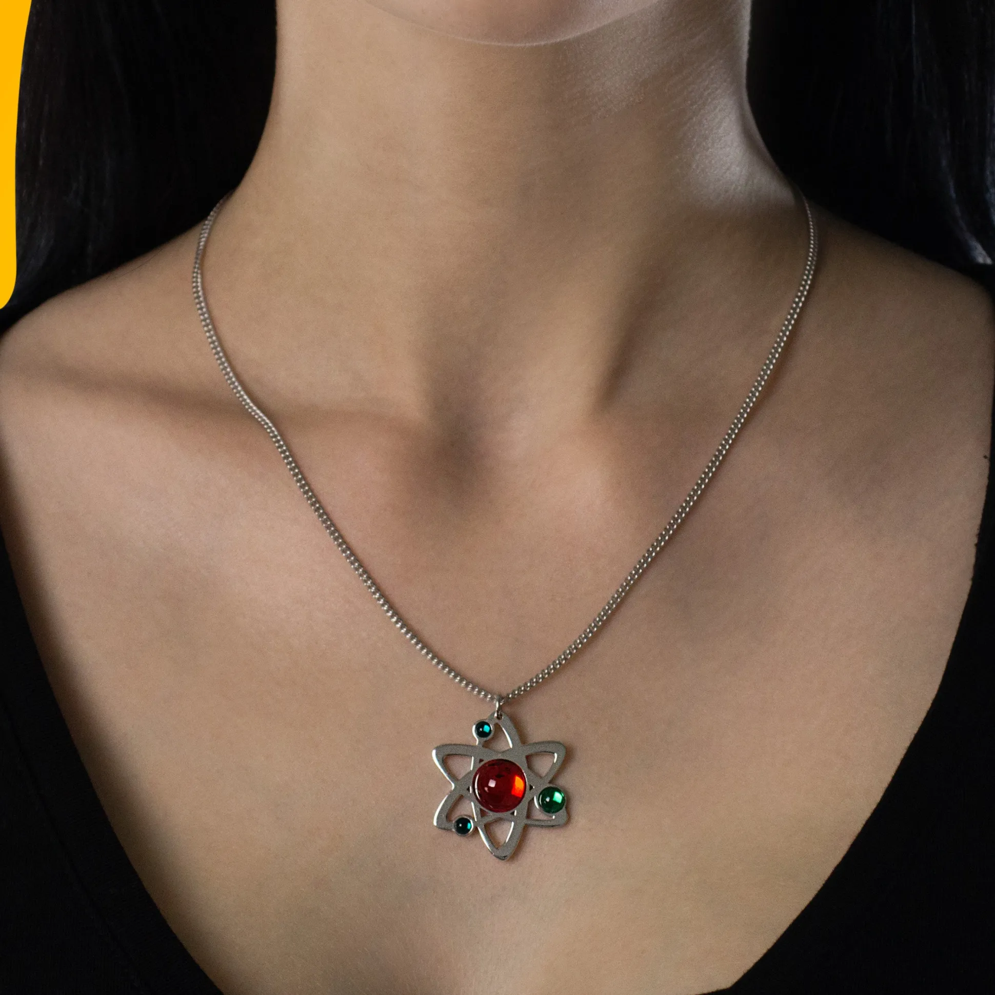 Geek Gem Atommodell-Halskette