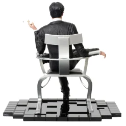 Mass Effect Statue Illusive Man