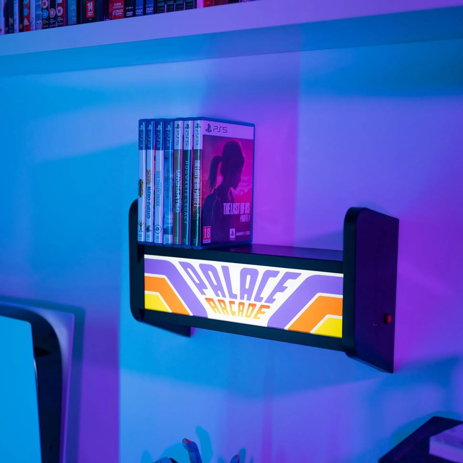 Stranger Things Palace Arcade LED Deko Regal